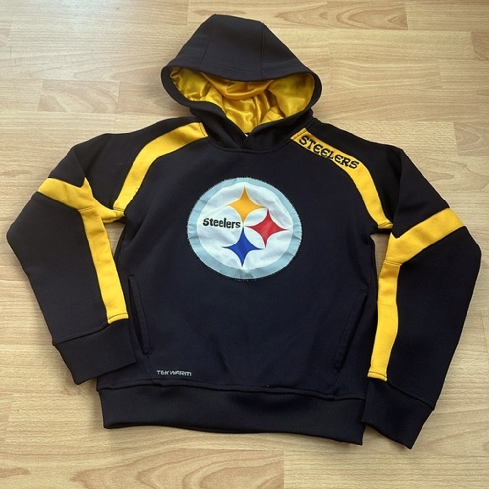 NFL Team Apparel Youth Steelers Black and Yellow Hoodie with Pockets Sz Small 8